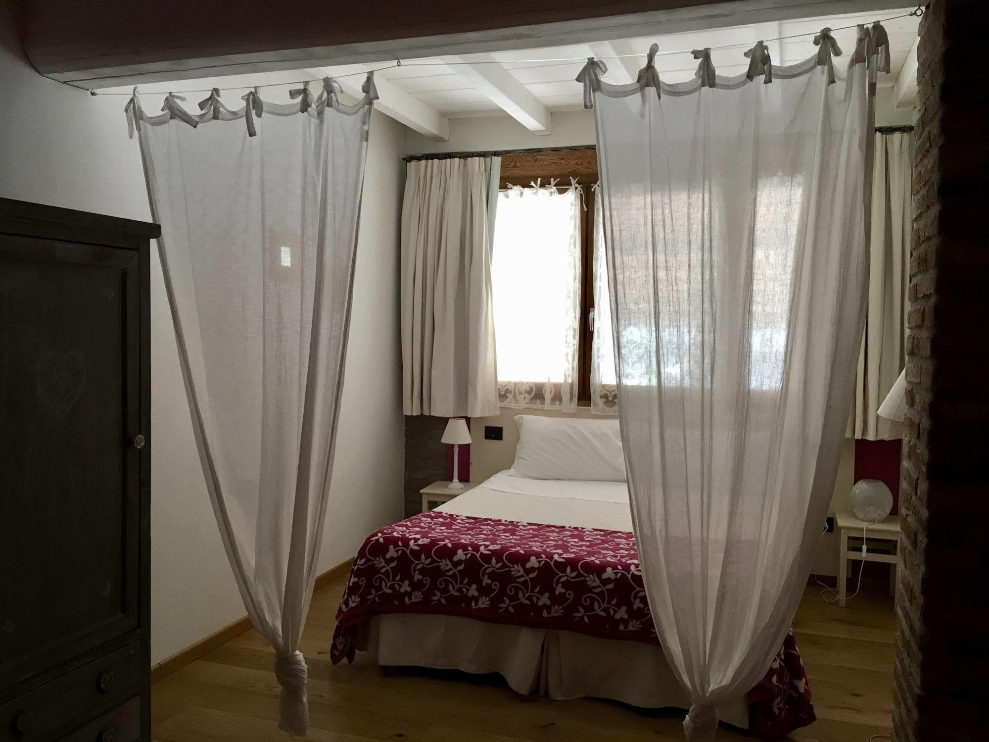Agriturismo Corte Rocca Сан-Джорджо-ди-Мантова Экстерьер фото
